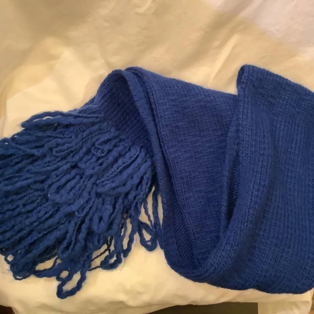 Steve Madden Royal Blue‎ Scarf BOGO